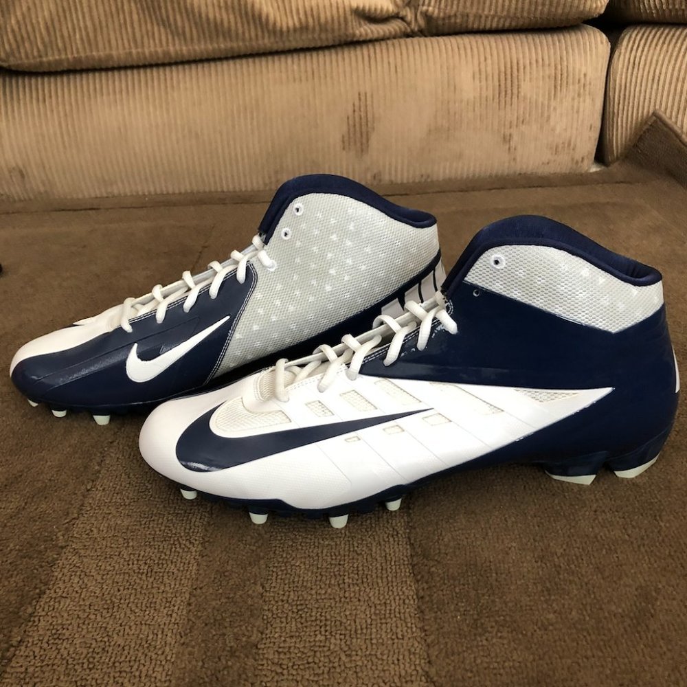 BRAND NEW NIKE VAPOR PRO SHOES